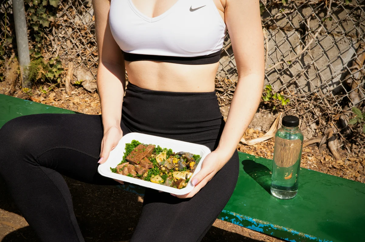meal prep containers filled with high fiber foods