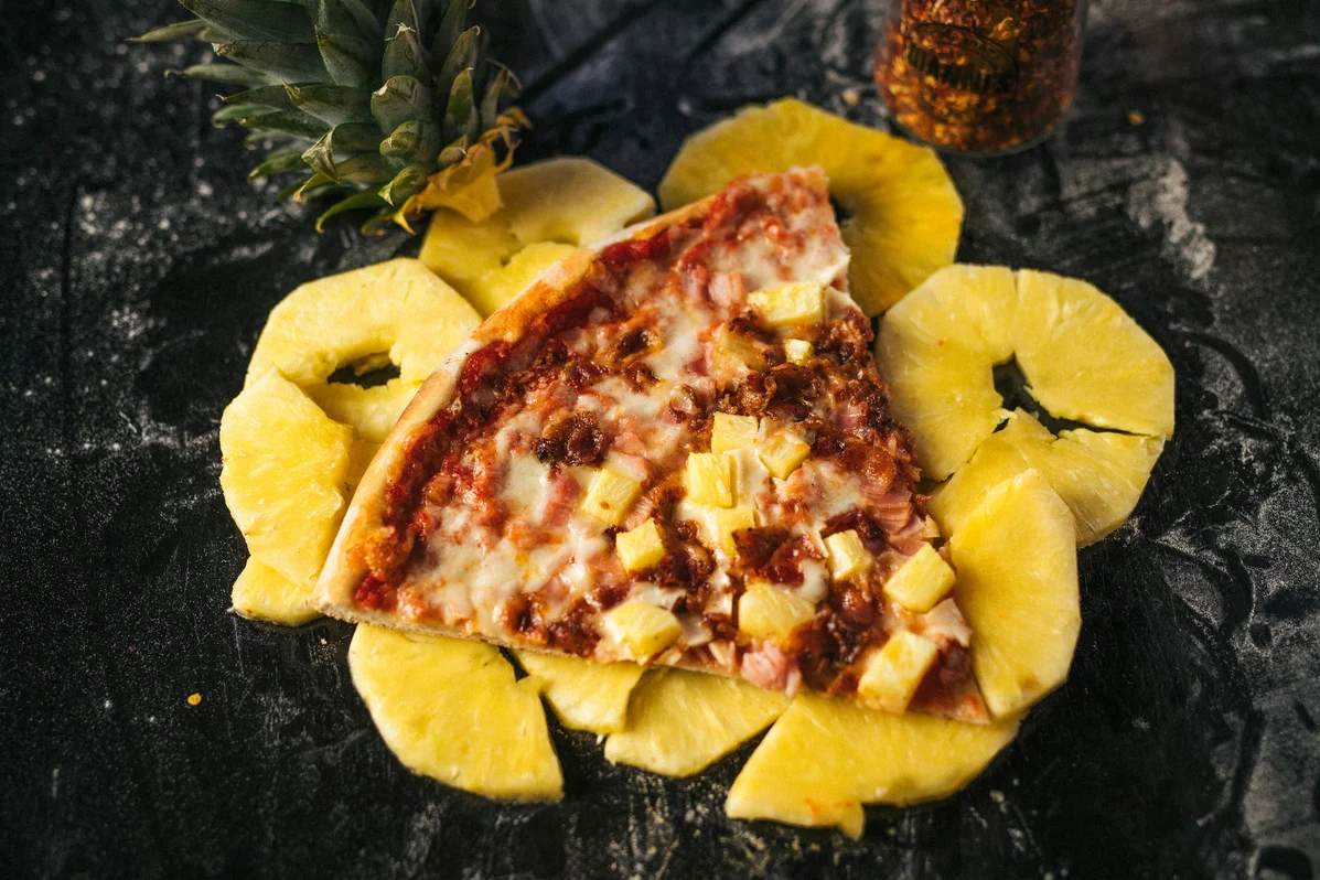Even Hawaiian Pizza Haters Will Enjoy This Healthy Recipe