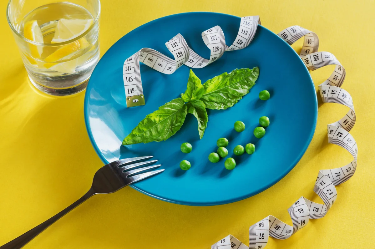 Healthy food plate representing diet and testosterone levels Healthy food plate representing diet and testosterone levels